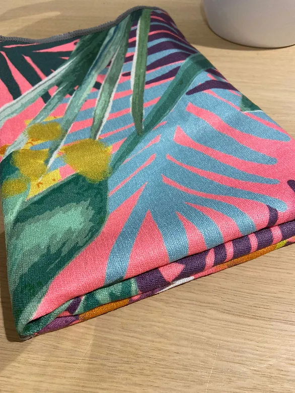 Luxury Yoga Topper | Kew Tropics Hot Pink